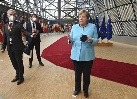 Das Letzte Mal Bundestag Und EU Gipfel So Lief Merkels Abschiedstag