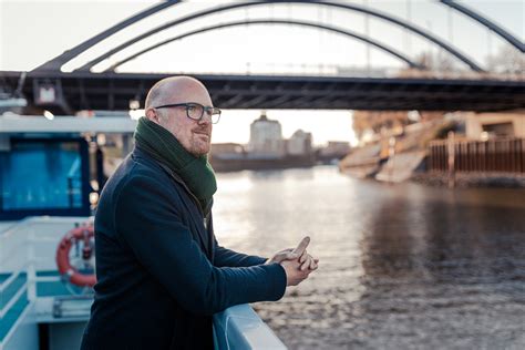 S Ren Link Oberb Rgermeister Stadt Duisburg Eugen Shkolnikov