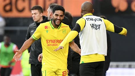 Direct Lorient Nantes Les Canaris L Chent La Place De Barragiste