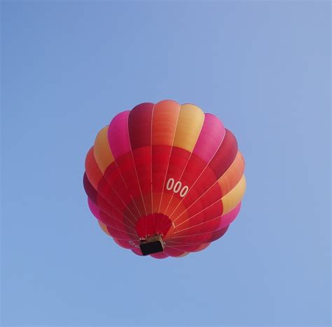 Ride in a hot air balloon... | Hot air balloon, Hot air, Air balloon