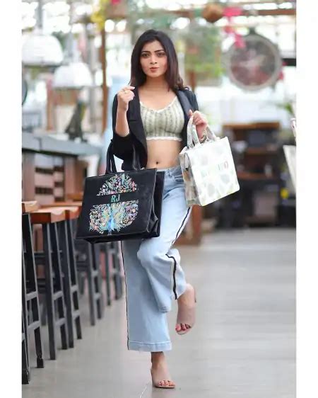 Ruchira Jadhav Latest Hot Pics And Photos Gallery