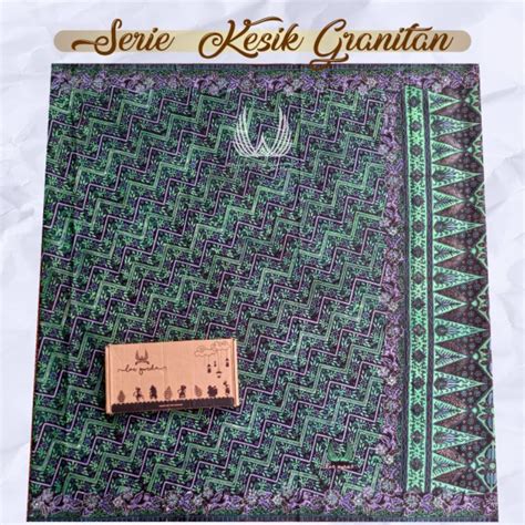 Jual Limited Edition Sarung Batik Largurda Serie Granitan Hijau