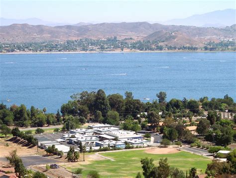 Lake Elsinore: Where Are All the Birds? - Lake Scientist