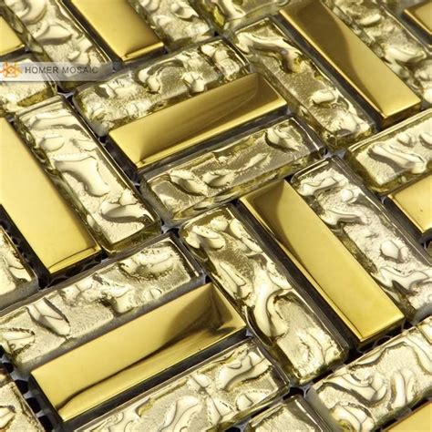 Electroplating Luxury Golden Glass Mosaic Tiles Strip Pattern Luxury