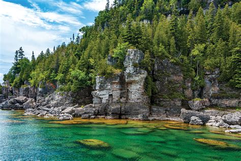 Tobermory, Ontario as a Cruising Destination - Power & Motoryacht