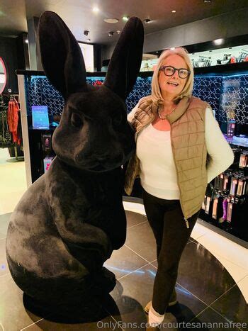 Courtesan Ana Courtesanannafree Leaked Nude OnlyFans ShemaleLeaks