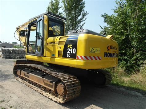 Komatsu PC 210 LC 8 4000 h SEVE Sprzedaż używanych maszyn budowlanych