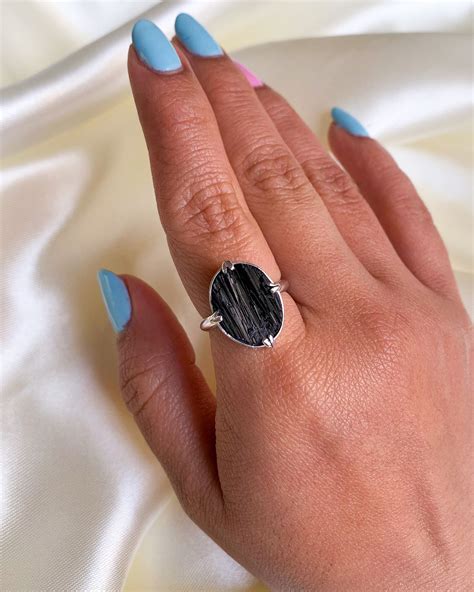 Anillo De Turmalina Negra Kristalina Joyas