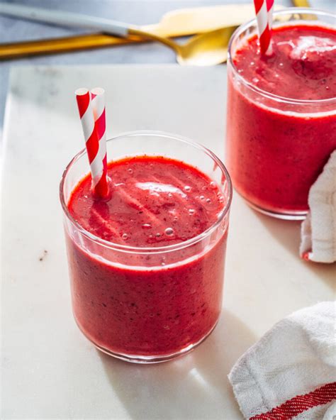 Cranberry Smoothie – A Couple Cooks