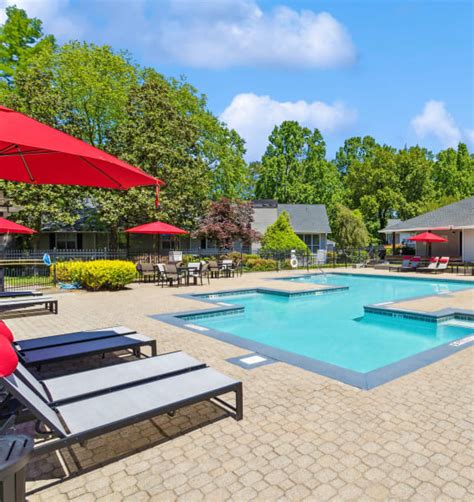 Dunwoody Village | Apartments in Dunwoody, GA