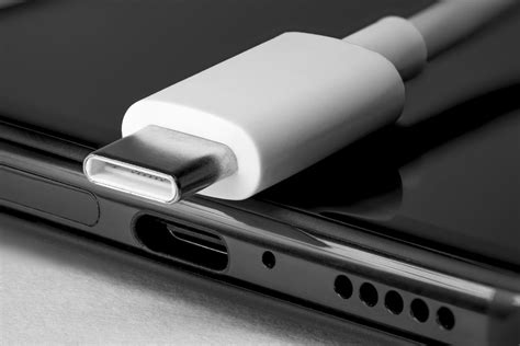 Thunderbolt 4 vs USB4: What's the difference? | Tom's Guide