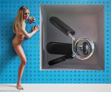 Tranh người mẫu nude đẹp y như ảnh chụp