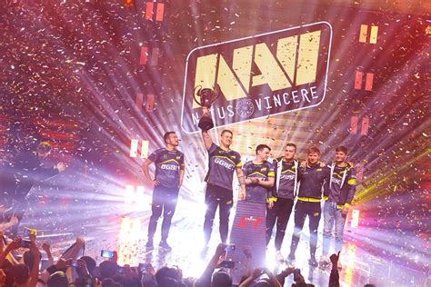 Navi Defeat Fnatic To Win Starseries I League Cs Go Season Starladder