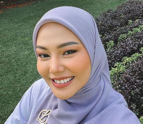 Biodata Dara Arafah, Cewek Cakep yang Viral karena Lelaki Kampret, Influencer yang Kecolongan ...