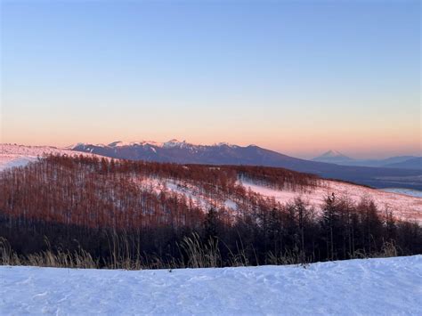 霧ヶ峰の朝と夕 富士山・南アルプス・八ヶ岳の見える別荘地：諏訪 霧ヶ峰高原の別荘地ビバルデの丘