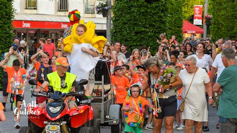 Wandelaars Avondvierdaagse Hoevelaken Feestelijk Binnengehaald Het