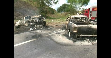 G Duas Pessoas Morrem Carbonizadas Em Acidente No Es Not Cias Em