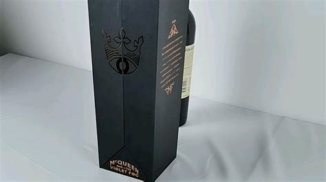 Luxury Foam Insert Cardboard Soft Touch Packaging Paper Glass Wine Spirit Bottle T Box For