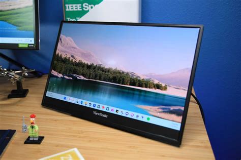 Asus ZenScreen MB16QHG im Test: tragbarer 16-Zoll-Monitor - PC-WELT
