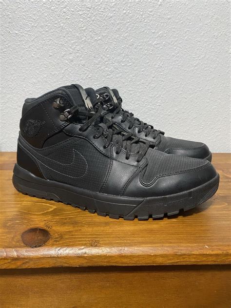 2020 Air Jordan 1 Trek Boots 616344 010 Mens Size 11 Gem