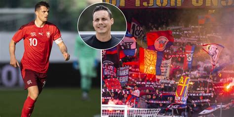 FC Basel Fans Feiern Granit Xhaka Wegen Degen Affront