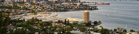 Hobart Hotel & Accommodation Deals 2025 from AU$97 | Expedia