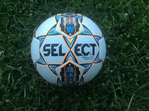 Обзор от покупателя на Мяч футбольный SELECT Brillant Replica, размер 5 ...