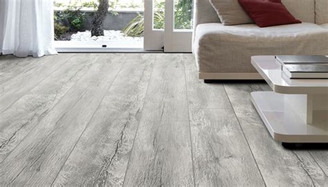 Laminate Flooring Trends And Styles 2021 22