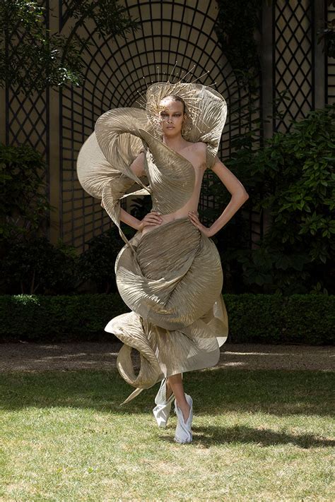 Iris Van Herpen Fall Winter Haute Couture Collection