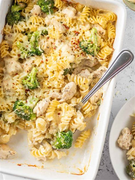 Broccoli Chicken Pasta Casserole