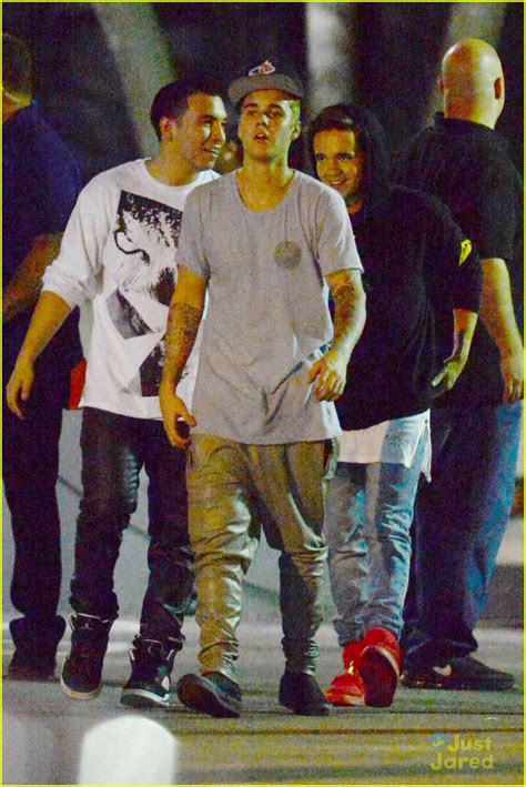 Justin Bieber & Austin Mahone: Studio Basketball Buddies | Photo 659761 ...