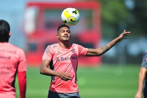 Edenilson Fica Ou Deixa O Inter Em Saiba Os Planos De Mano