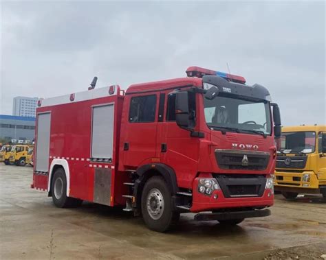 Sinotruk Howo 8 Tons Foam Fire Truck Fire Engine Emergency Service