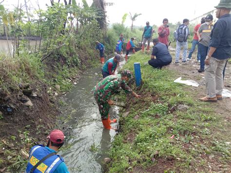 Karbak Gabungan Anak Sungai Citeupus Sub Sektor Citarum Harum