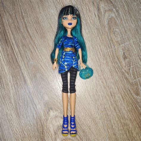 Monster High Doll Cleo De Nile Picture Day Authentic Mh Doll On Carousell