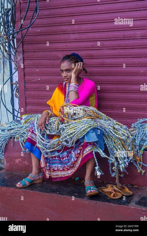 Indian Woman In Dharavi Neighborhood In Mumbai India Stock Photo Alamy