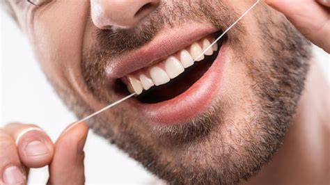 How To Floss Properly For Good Dental Hygiene