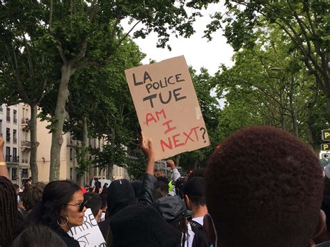 Une Marche à Lyon « Contre Les Violences Pénitentiaires Et Policières