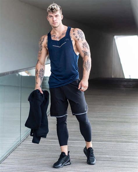 Looks de academia para você se inspirar Roupa desportiva Roupas