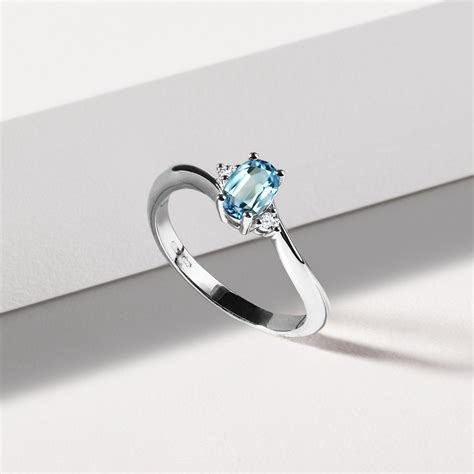 Topaz and Diamond Ring in 14K White Gold | KLENOTA