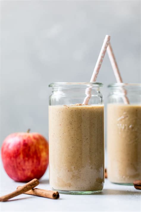 Classic Apple Smoothie - The Almond Eater