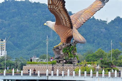 Top 3 Things to Do in Eagle Square Langkawi