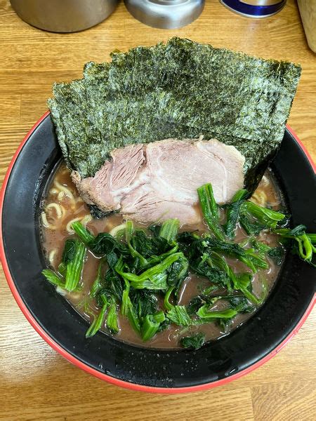 『のり・ほうれん草ラーメン 850円』麺家 紫極のレビュー ラーメンデータベース