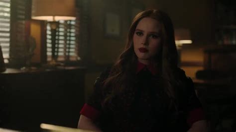 Yarn Pause Riverdale 2017 S04e08 Chapter Sixty Five In Treatment Video S By