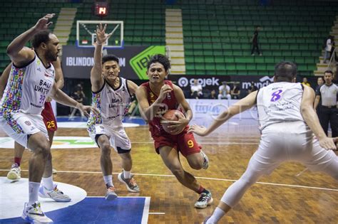 Bali United Basketball Kalahkan Elang Pacific Caesar Antara Foto