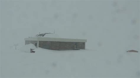 LIVE Tormenta Di Neve A Campo Imperatore Diretta Video YouTube