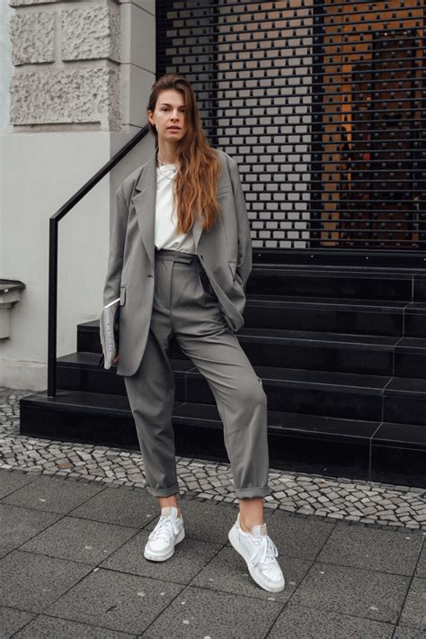 Spring Trend 2021 Oversize Suits How To Wear The Xxl Fashion Trend