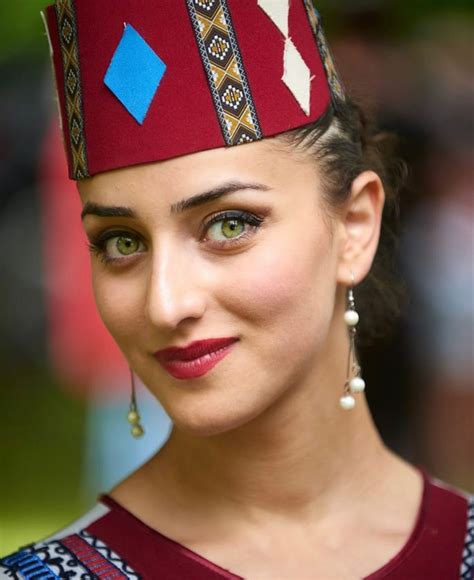 Armenian Woman Green Eyes Traditional Clothing Traditional Outfits