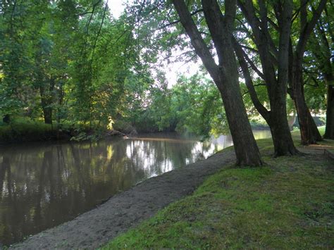 RIVER | River View Campground