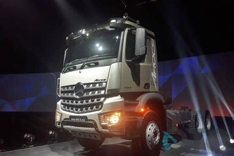 Mercedes Benz Luncurkan Dua Truk Baru Actros Dan Arocs